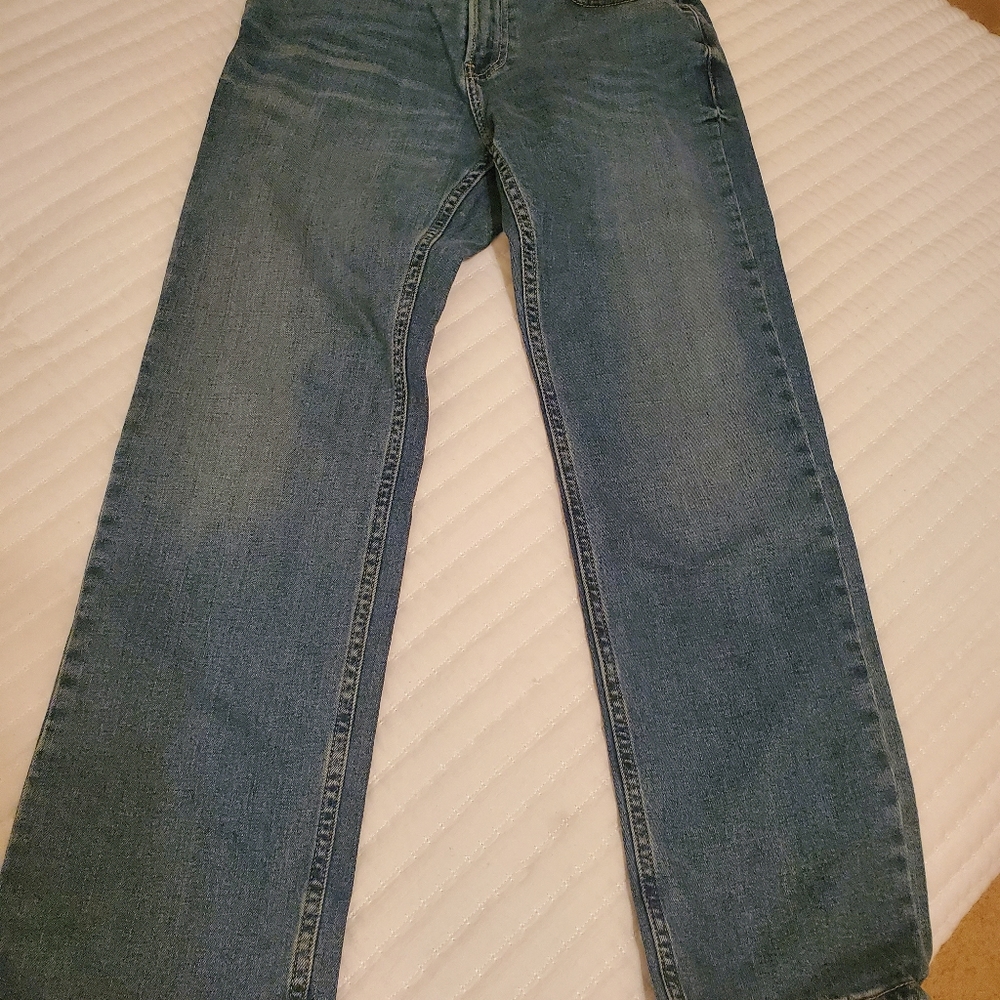 NWOT Hollister size 28 x 28 jeans; Classic Straight Hollister Epic Flex